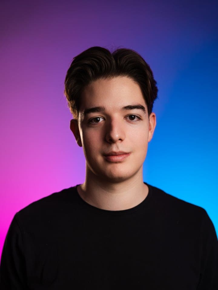 Levente — Video Editor, a Creatinsta csapat tagja